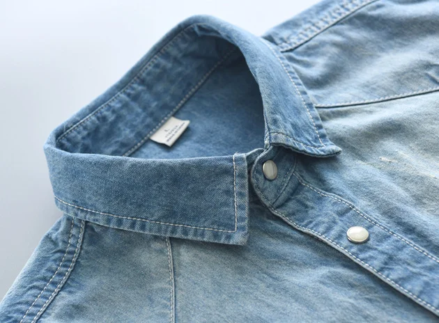 Latest Young Mens Two Pockets With Flaps Slim Fit Long Sleeve Washed Denim Jeans Shirt