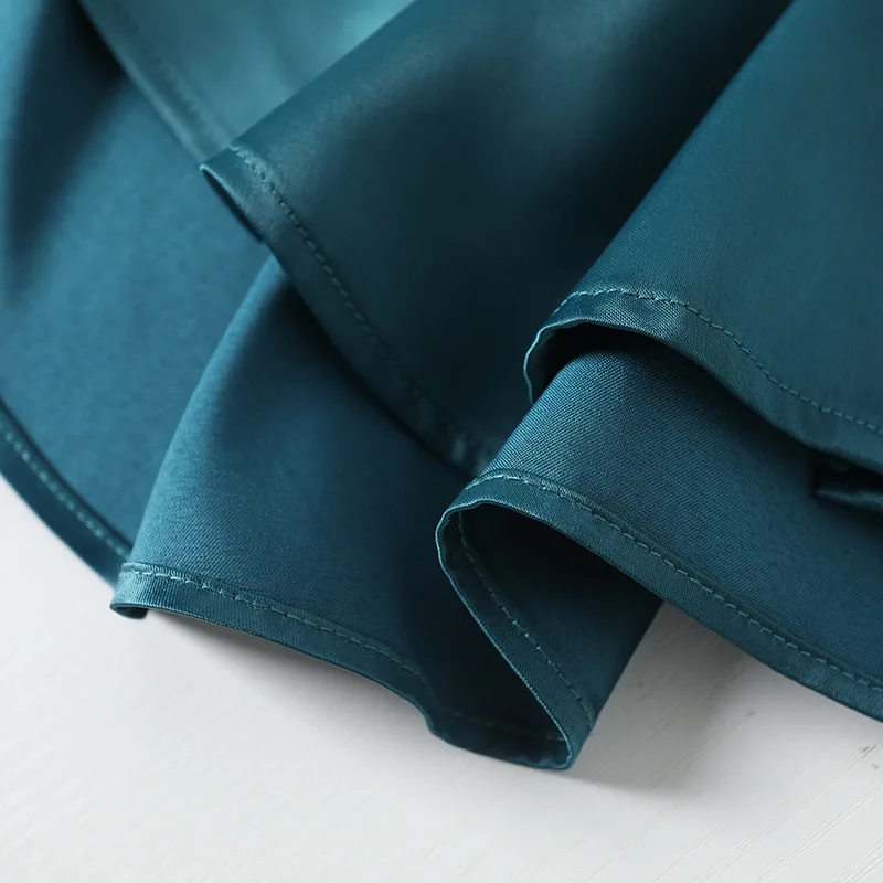 Factory Wholesale Lady Satin Silk Shirts Button Loose Street Silk Shirt for Women