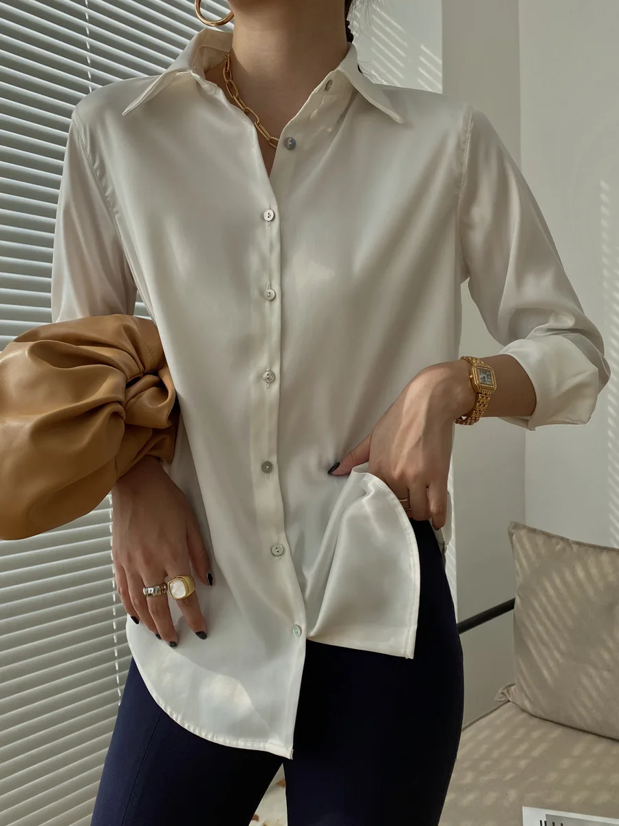 Factory Wholesale Lady Satin Silk Shirts Button Loose Street Silk Shirt for Women