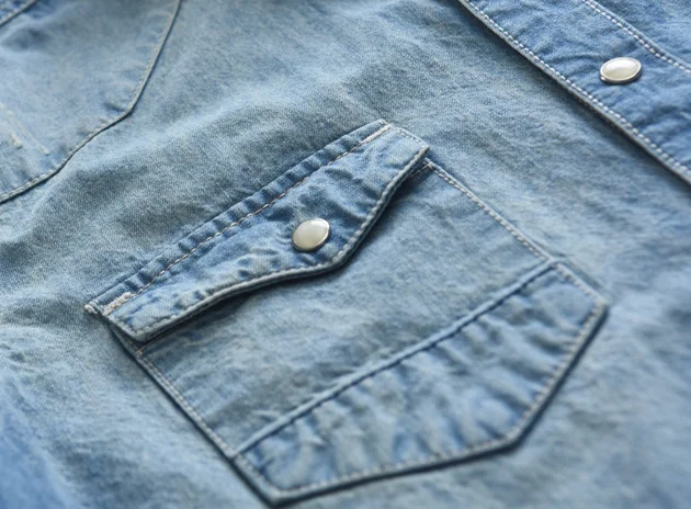 Latest Young Mens Two Pockets With Flaps Slim Fit Long Sleeve Washed Denim Jeans Shirt